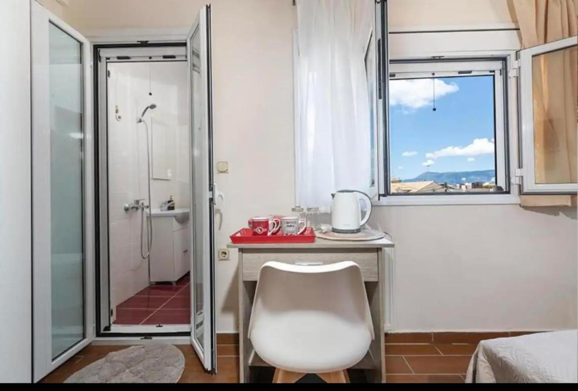 Xrisanthi Studio Corfu Port 1 Eksteriør billede